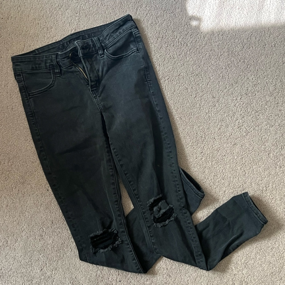 American Eagle Women’s Distressed Jegging Size 4 Regular